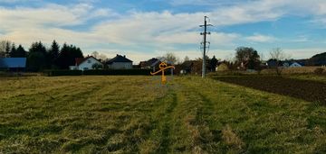 Rusicice, gm. czernichów. 27 ar w zielonej okolicy
