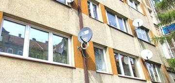 M3-wysoki parter-balkon-do remontu-fabryczne
