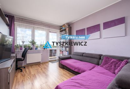 2 pokoje, osobna kuchnia, duży balkon i piwnica