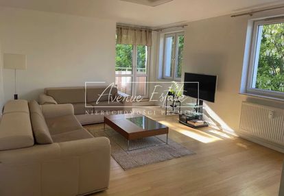 Dwupoziomowe, 4 pokojowe mieszkanie na mokotowie!