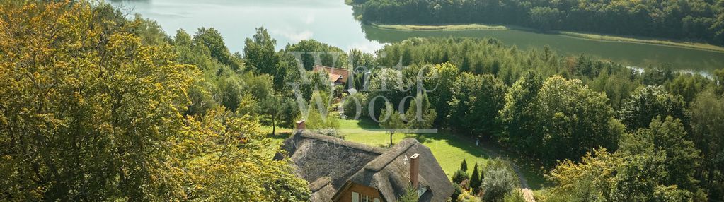 Wyjątkowy dom na kaszubach z widokiem na jezioro.