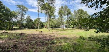 Budowlana nad rzeką i w otoczeniu drzew!