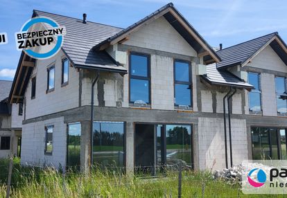 Dom bliźniak 5 pokojowy z ogródkiem i garażem