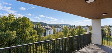 Penthouse z tarasem na dachu | widok na las wolski