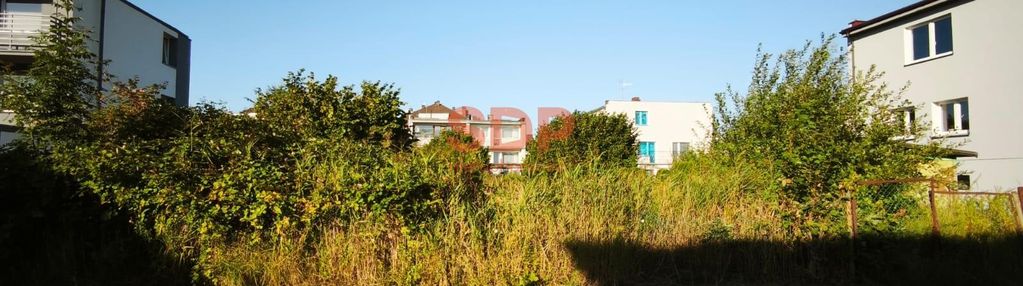 Blisko morza, działka budowlana, możliwość budowy 4 lokali mieszkalnych