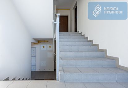 Idealny rozkład| dwupoziomowe| miejsce parkingowe|