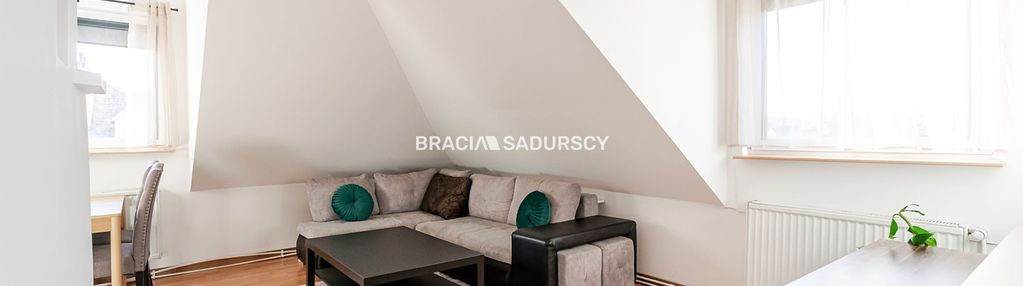 Skawina, ul. głowackiego | 3 pokoje z antresolą |