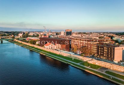 Penthouse z przeszkleniami i widokiem na wisłę!
