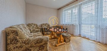 Dwa pokoje z balkonem | i piętro | centrum pruszcz