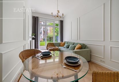 330cm wysokości/koneser/ do wprowadzenia