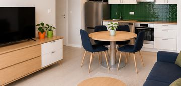 Funkcjonalne i jasne ! 2 balkony | parking