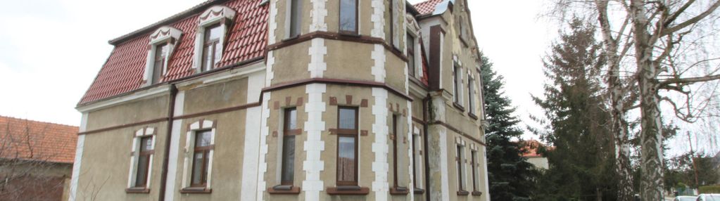 Gotowy do zamieszkania - dworek po dużym remoncie