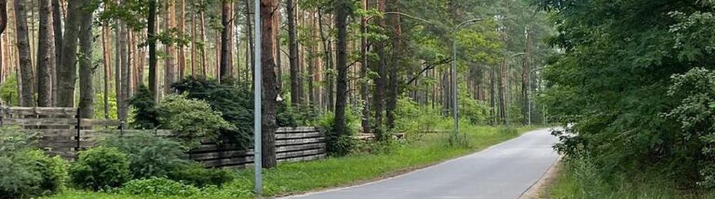 Działka leśna z pozwoleniem na budowę.