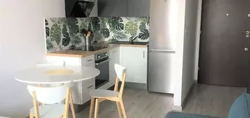 Apartament dwupokojowy nad Odrą przy Rynku