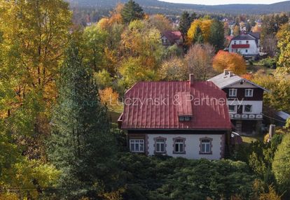 Klimatyczny dom w centrum z widokiem na deptak