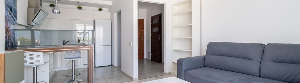 Jasne, 2 pokoje, balkon, garaż, prądnik biały
