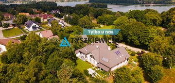 Niezwykły dom blisko jeziora tuchomskiego