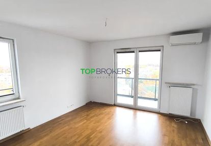 Nowoczesne 2 pokoje z oddzielną kuchnią, balkon