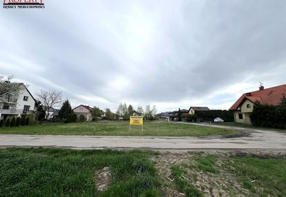 Kształtna działka budowlana w kurowicach kość.