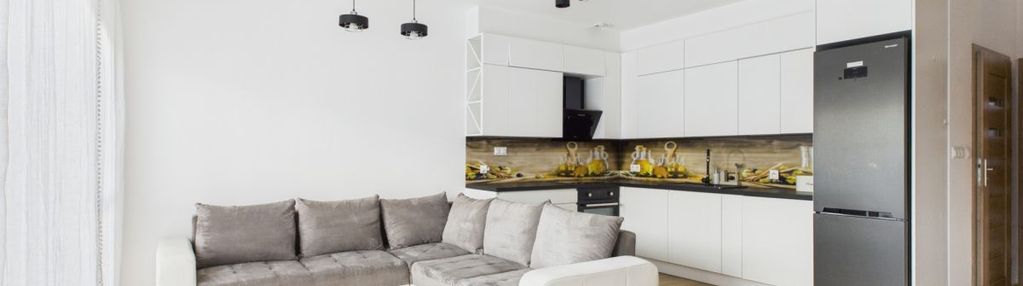 Biuro (pokój) na parterze+ 3 sypialnie + salon