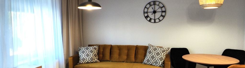 2 pokoje z miejscem parkingowym i ogrodem psie pol