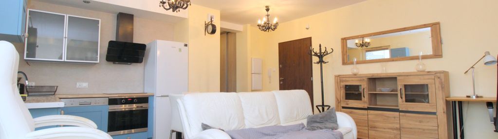 Wysoki standard, balkon, z garażem i komórką