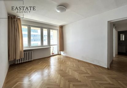 Obok pkin | parkiet z 2020 | oddzielne pokoje