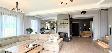 Dom z garażem dwustanowiskowym w nowym chechle