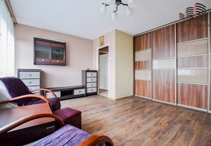 3 pokoje, osobna kuchnia, duży balkon – czuby