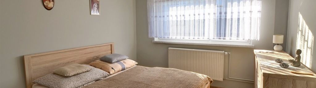 Siedlec- mieszkanie z garażem i dużą działką.