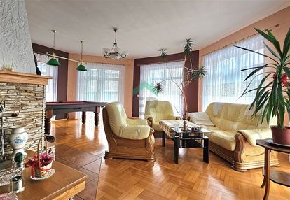 Dwa domy/ działka 2000m2