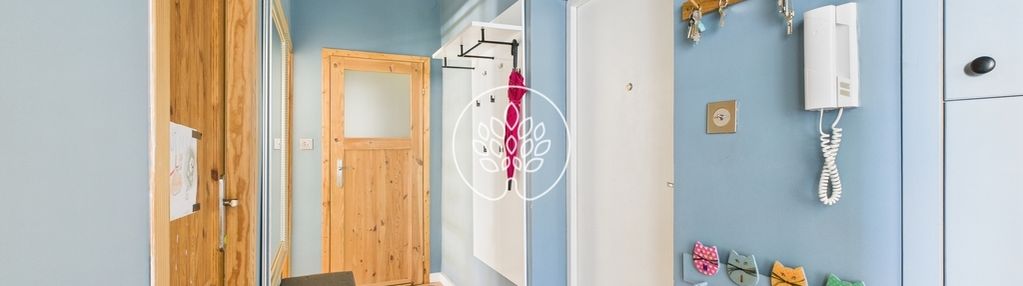 Oddzielne pokoje w kamienicy / 5 piętro z windą