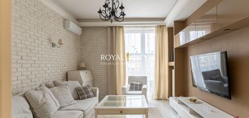 2 pokojowe mieszkanie przy placu zbawiciela.