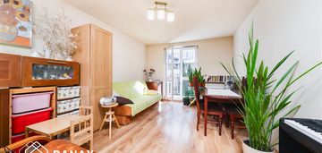 2 pokoje, skomunikowane, do odświeżenia