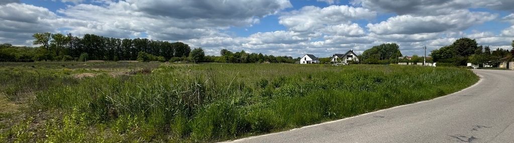 Działka na cztery domy, możliwość podziału.