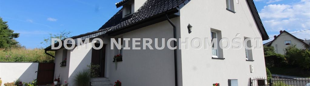 Dom wolnostojący*budynek gospodarczy*działka 1372