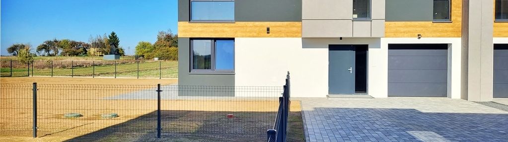 Działka 1007 m2 —dom dla twojej rodziny