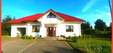 Komfortowy dom z klimatyzacją w dobrej lokalizacji