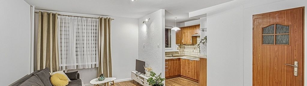 Do wynajęcia mieszkanie naprzeciw uz !