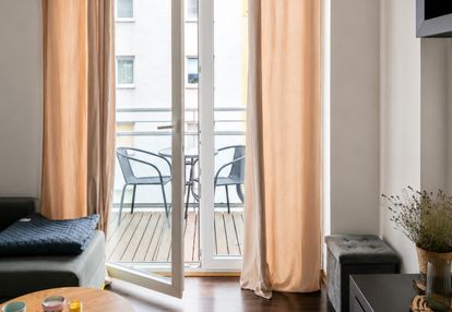 Nowoczesna kawalerka z balkonem | platinum