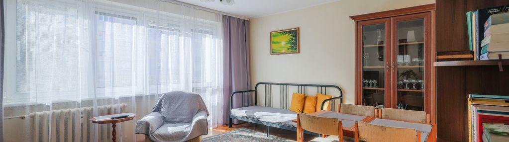 Pierwsze piętro | potencjalne 3 pokoje z balkonem!