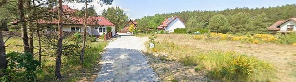 Duża, płaska uzbrojona, z miejscowym planem!