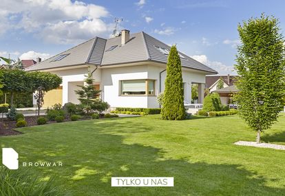 Nowoczesny dom z pięknym ogrodem, działka m/u