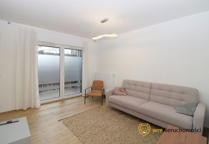 Nowoczesna kawalerka w inwestycji nowa manufaktura