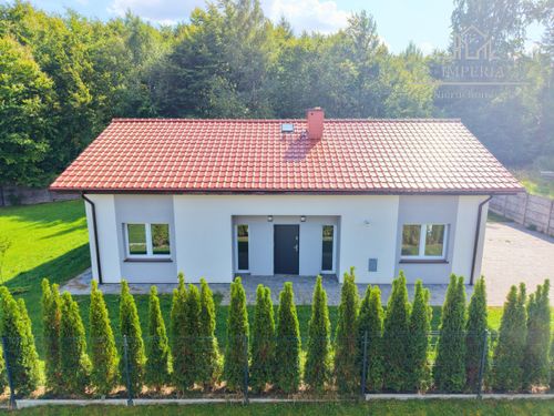 Nowy dom w otulinie lasu | 102 m² | działka 1000 m