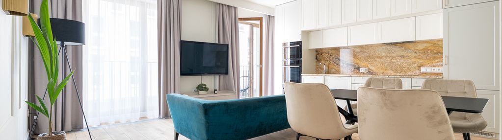 Elegant apartment in the heart of warsaw | restaur