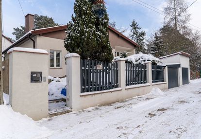 Dwa domy z wielkim potencjałem w urokliwym otwocku