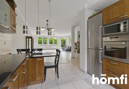 Komfortowy dom z kominkiem w spokojnej okolicy