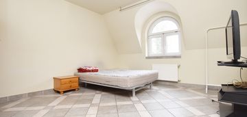 2 pokoje, bez czynszu adm, rondo grzegórzeckie,eng