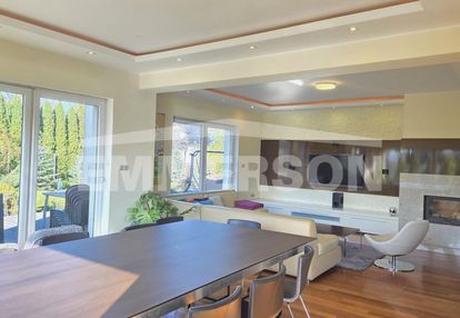 Michałowice - przestronny i elegancki dom